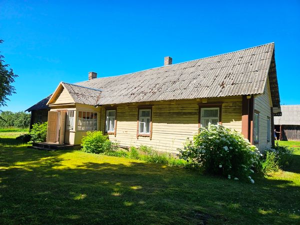 Anykščių r. sav., Varkujai