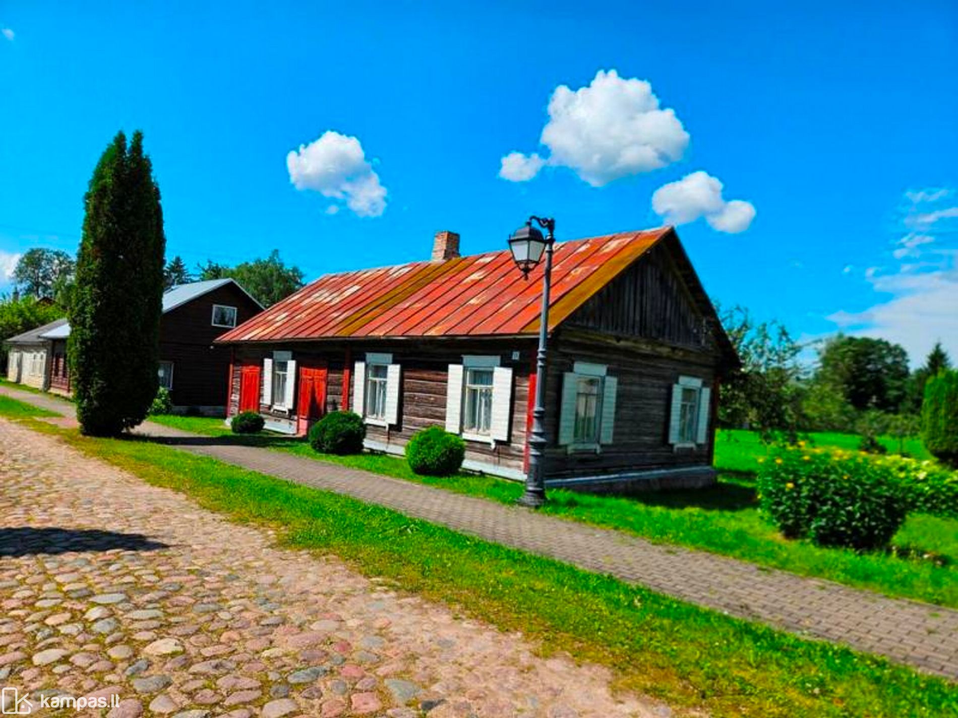 Main Image Utenos r. sav., Saldutiškis, Stoties g.