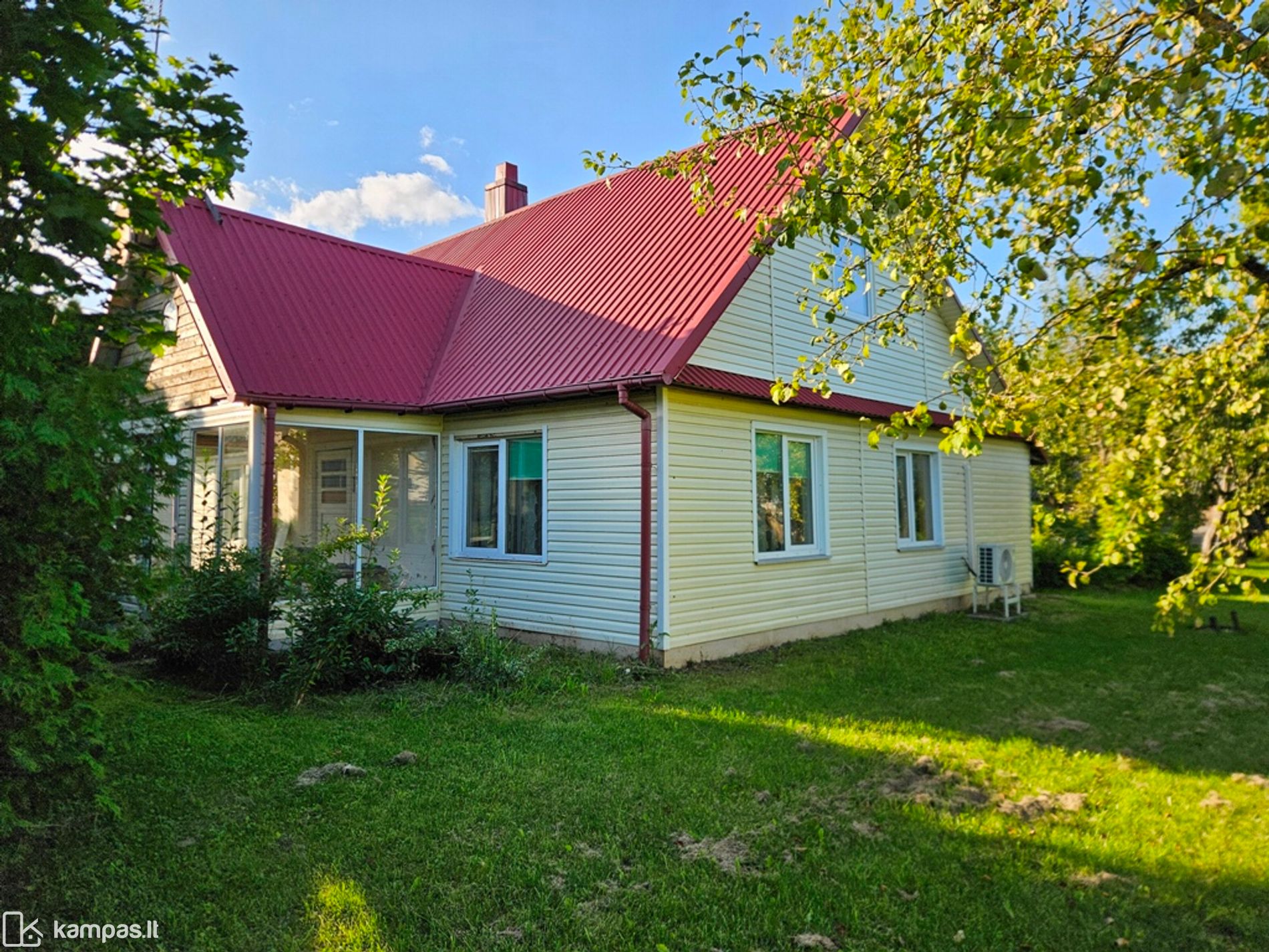 Main Image Ukmergės r. sav., Valai, Santarvės g.