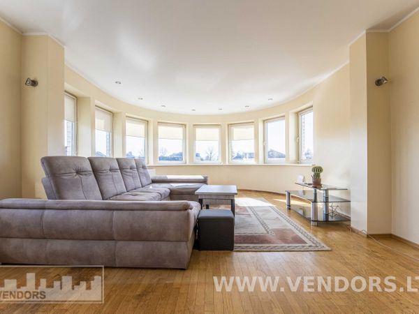 Kauno r. sav., Naugardiškė