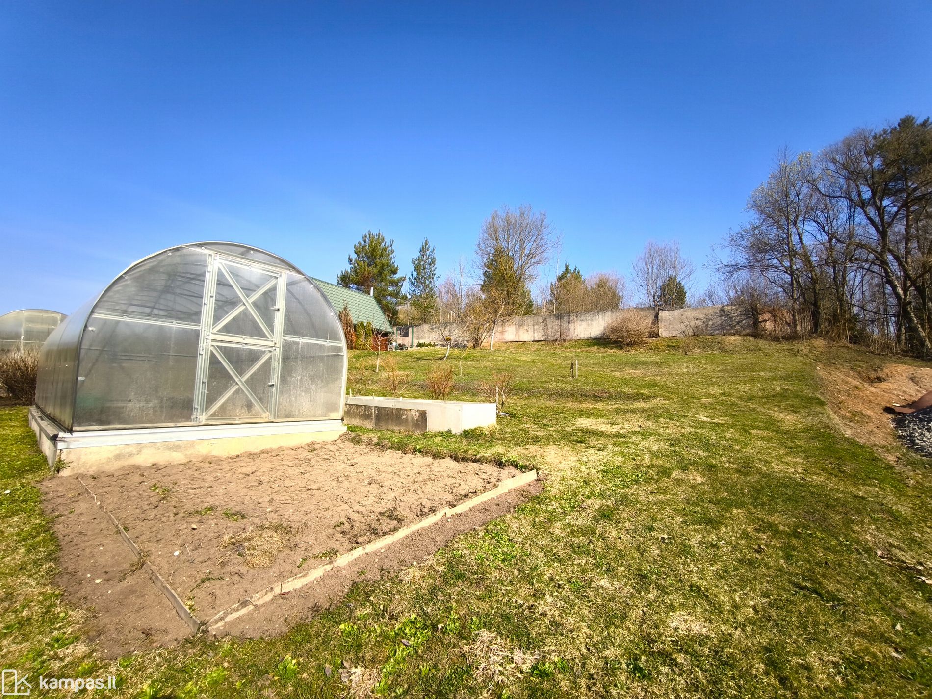 Main Image Utenos r. sav., Narkūnai, Serbentų g.