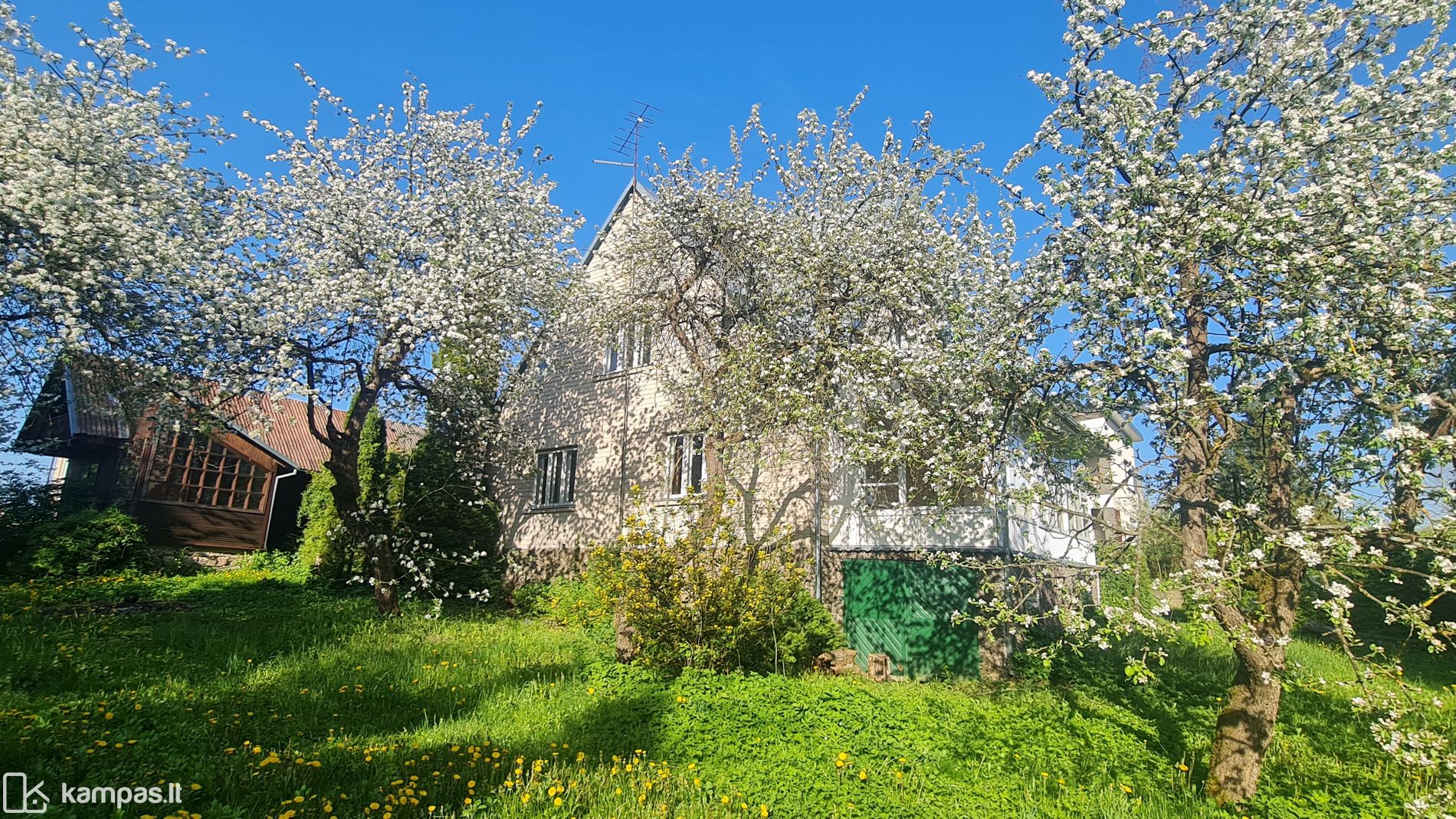 Main Image Lazdijų r. sav., Veisiejai, Pievų g.